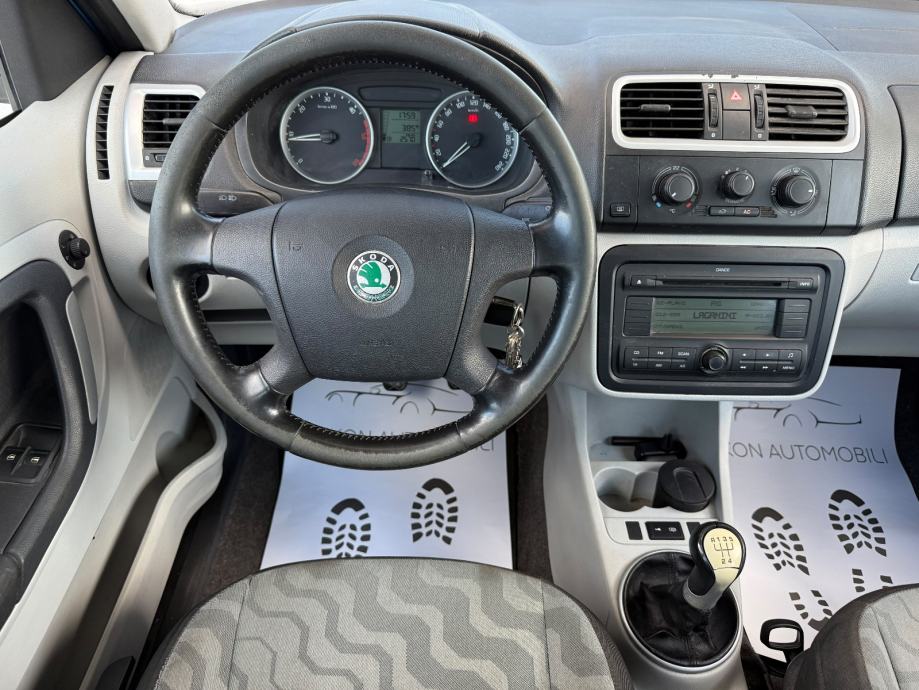 Škoda Roomster 1,4 TDI, fotografija 12