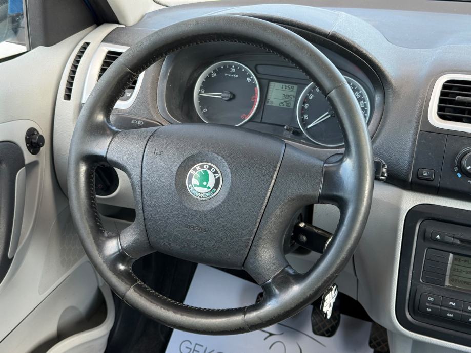 Škoda Roomster 1,4 TDI, fotografija 15