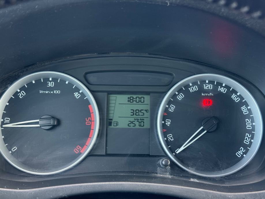 Škoda Roomster 1,4 TDI, fotografija 17