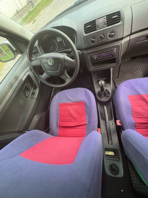 Škoda Roomster 1,6 TDI, fotografija 5