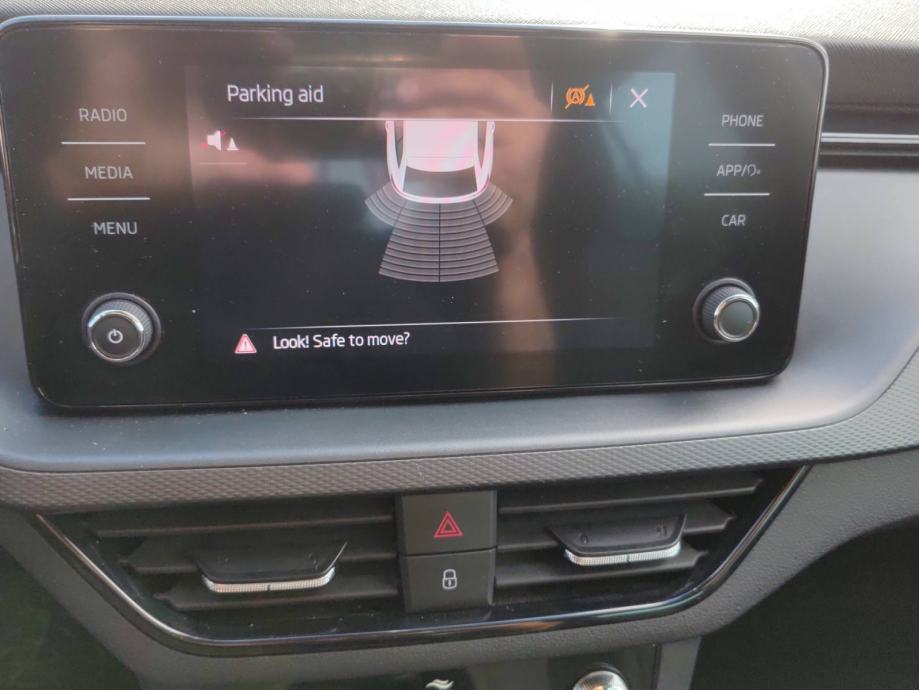 ŠKODA SCALA 1.0 TSI 110 KS AUTOMATIK *TVORNIČKO JAMSTVO*, fotografija 17
