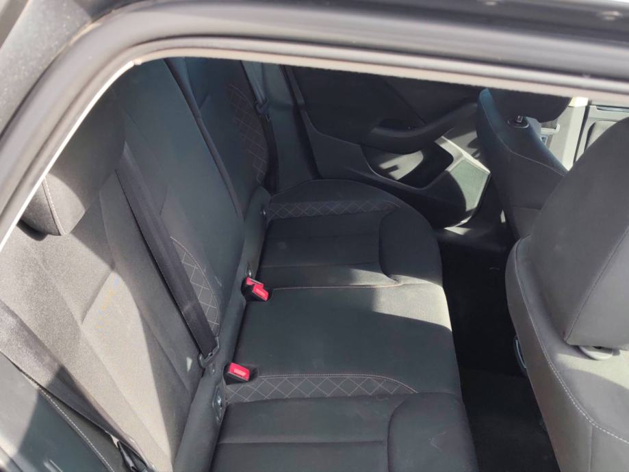 ŠKODA SCALA 1.0 TSI 110 KS AUTOMATIK *TVORNIČKO JAMSTVO*, fotografija 19
