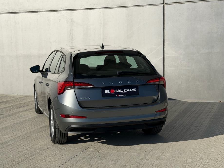 Škoda Scala 1,0 TSI HR AUTO SERVISNA, fotografija 11