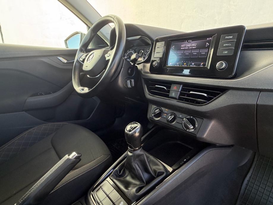 Škoda Scala 1,0 TSI HR AUTO SERVISNA, fotografija 13