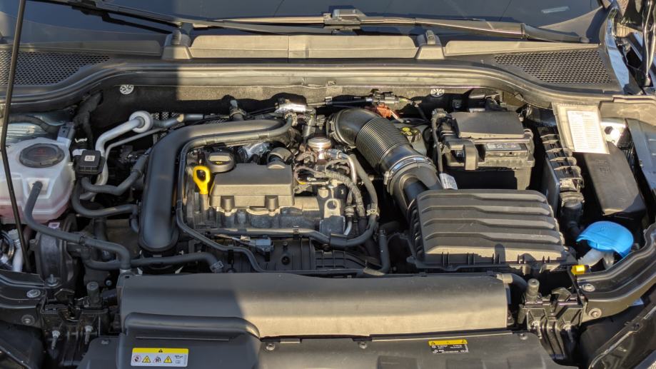 Škoda Scala 1,0 TSI, fotografija 17