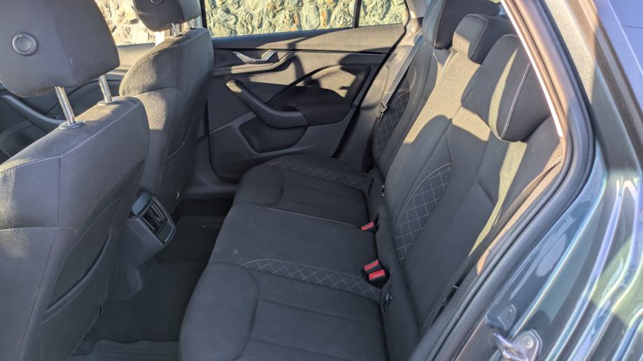 Škoda Scala 1,0 TSI, fotografija 13