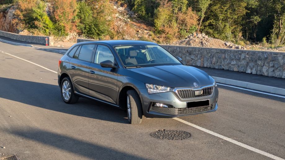 Škoda Scala 1,0 TSI, fotografija 4