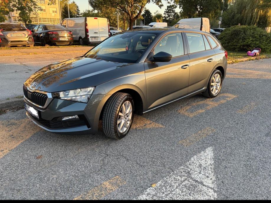 Škoda Scala 1,0 TSI, fotografija 8