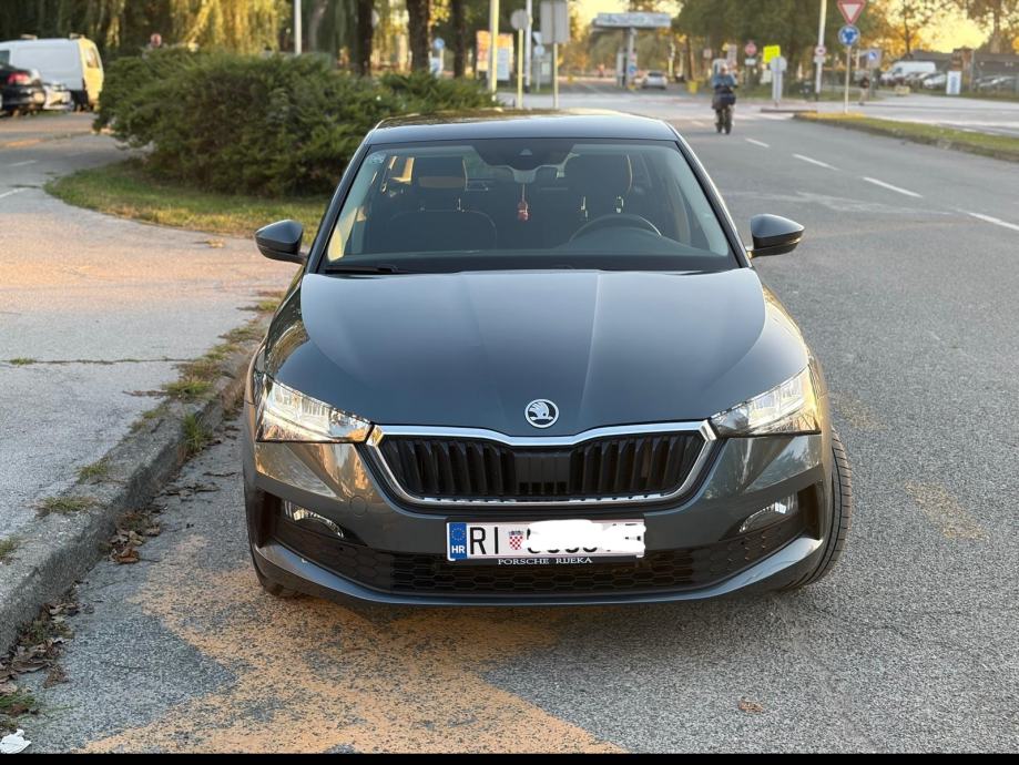 Škoda Scala 1,0 TSI, fotografija 3