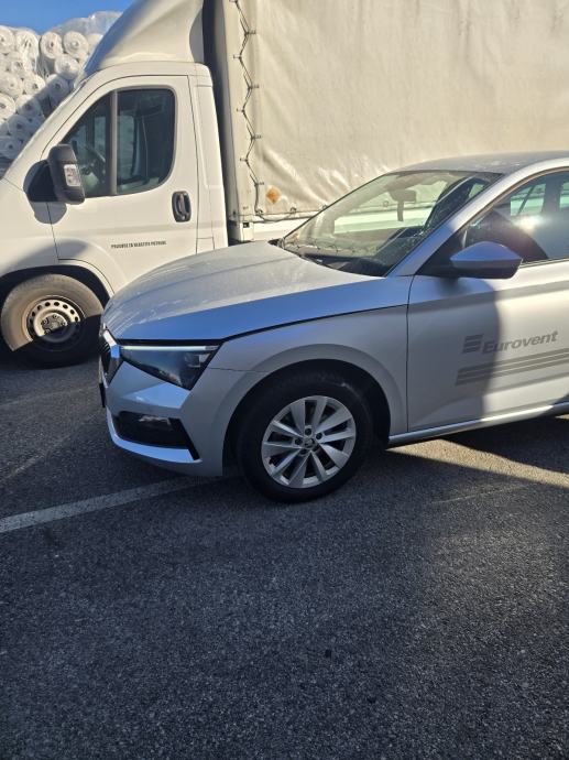 Škoda Scala 1,0 TSI, fotografija 6