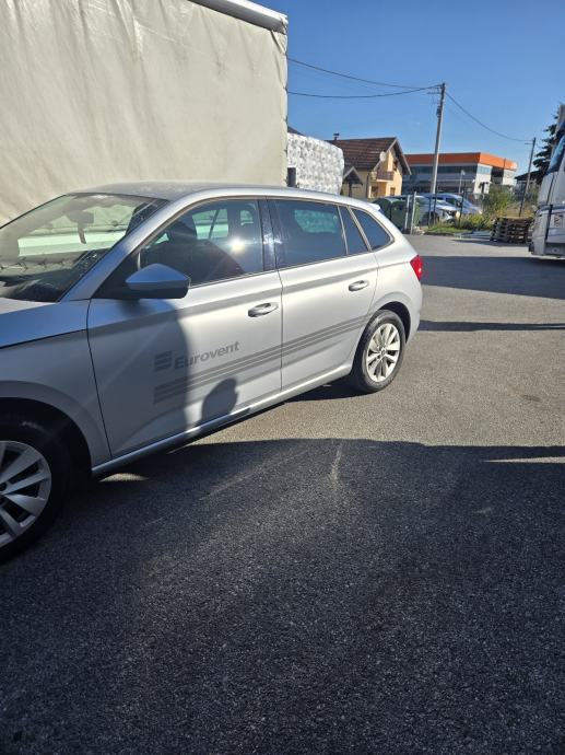Škoda Scala 1,0 TSI, fotografija 5