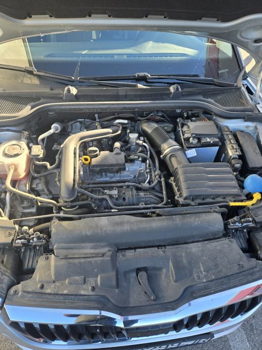 Škoda Scala 1,0 TSI, fotografija 4