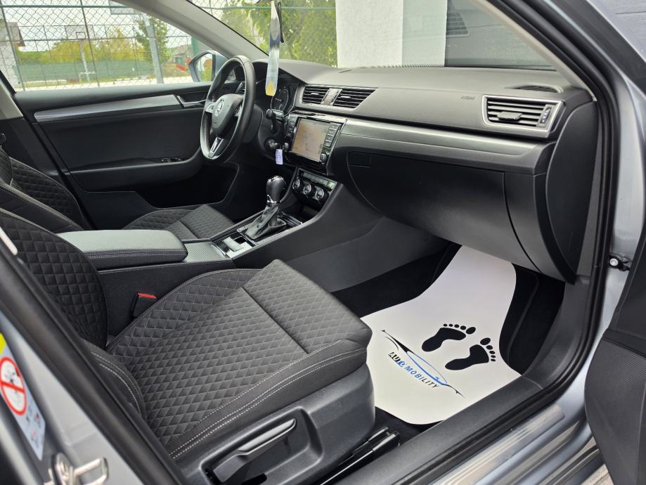 Škoda Superb 1,6 TDI DSG STYLE KAMERA VEL. NAVI BI-XENON **GARANCIJA**, fotografija 12