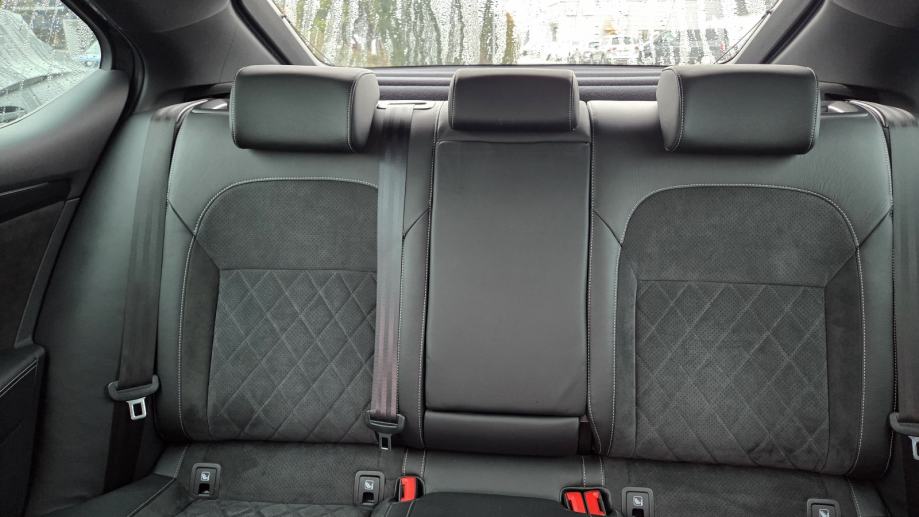 Škoda Superb 2,0 TDI automatik, fotografija 9