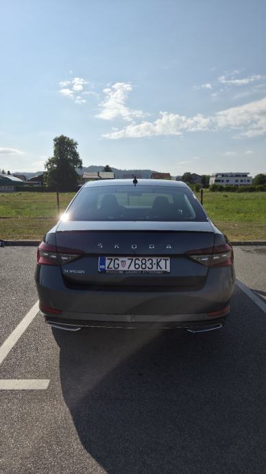 Škoda Superb 2,0 TDI automatik, fotografija 5