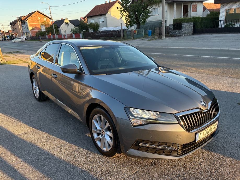 Škoda Superb 2,0 TDI Dsg 2022g Kupljen u Hr..Prvi vlasnik..Prilika!, fotografija 8