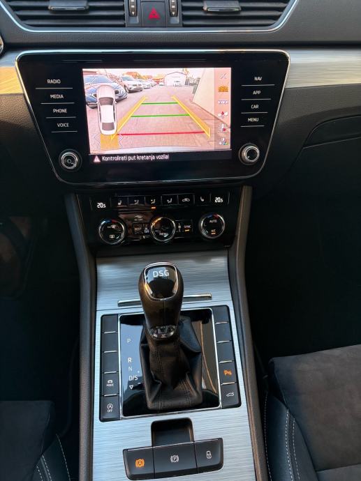 Škoda Superb 2,0 TDI Dsg 2022g Kupljen u Hr..Prvi vlasnik..Prilika!, fotografija 13