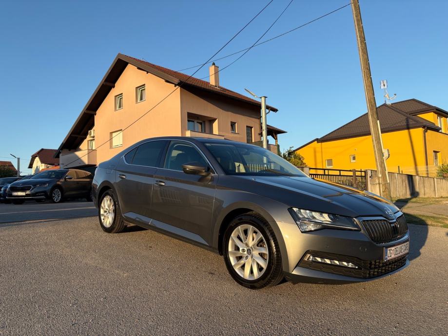 Škoda Superb 2,0 TDI Dsg 2022g Kupljen u Hr..Prvi vlasnik..Prilika!, fotografija 16