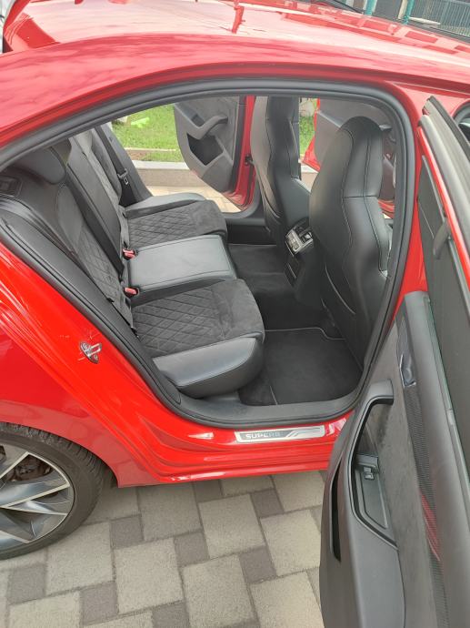 Škoda Superb 2,0 TDI DSG automatik, fotografija 10