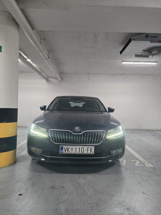 Škoda Superb 2,0 TDI DSG automatik 190 ks, fotografija 4