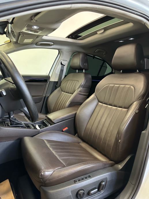 Škoda Superb 2,0 TDI DSG, Laurin&Klement !!!!!!, fotografija 12