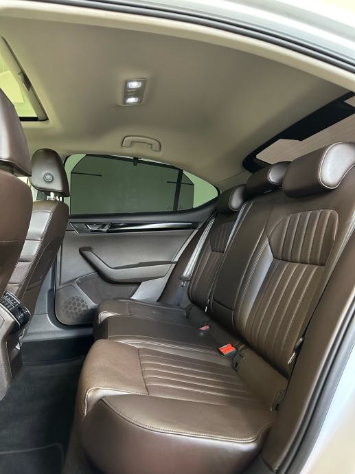 Škoda Superb 2,0 TDI DSG, Laurin&Klement !!!!!!, fotografija 13