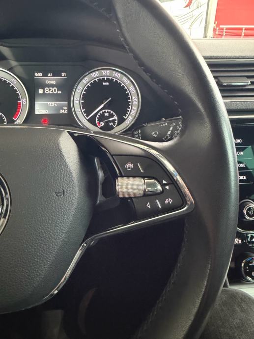 Škoda Superb 2,0 TDI DSG | LED | KAMERA | EL. KUKA | JAMSTVO | LEASING, fotografija 7