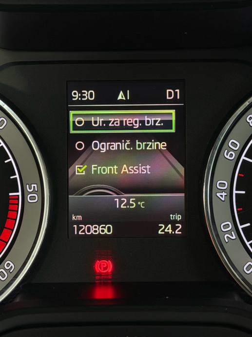 Škoda Superb 2,0 TDI DSG | LED | KAMERA | EL. KUKA | JAMSTVO | LEASING, fotografija 10
