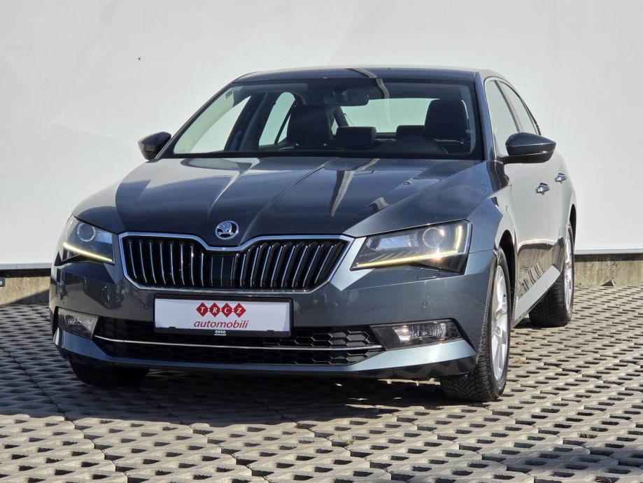 Škoda Superb 2.0 TDI DSG, pogled izvana - slika 2