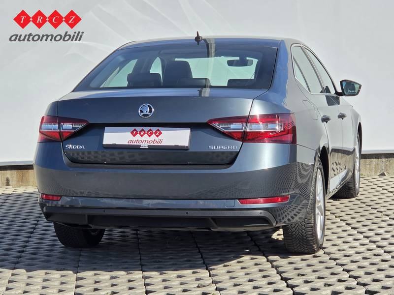 ŠKODA SUPERB 2.0 TDI DSG, fotografija 3