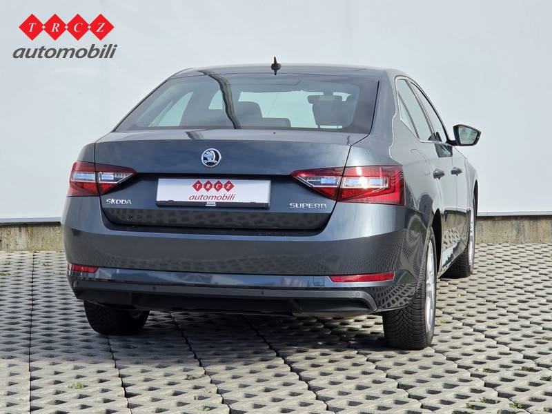 ŠKODA SUPERB 2.0 TDI DSG, fotografija 3