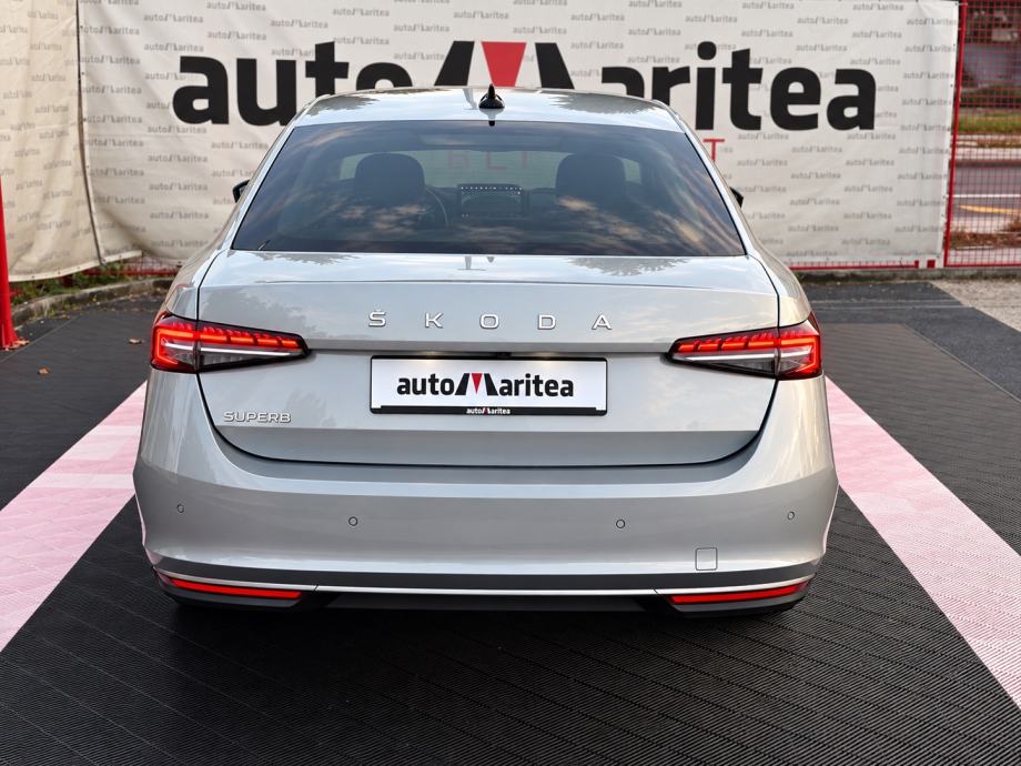 Škoda Superb 2.0 TDI L&K•Crystal Light•Keyless•Head UP•ACC•360 kam•19", fotografija 6