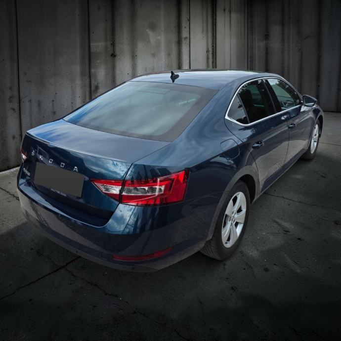 Škoda Superb 2,0 TDI LEASING BEZ UČEŠĆA I BEZ JAMACA, fotografija 4