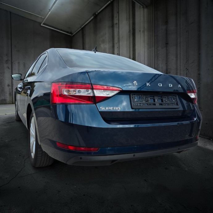 Škoda Superb 2,0 TDI LEASING BEZ UČEŠĆA I BEZ JAMACA, fotografija 6
