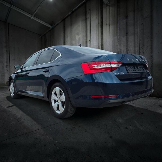 Škoda Superb 2,0 TDI LEASING BEZ UČEŠĆA I BEZ JAMACA, fotografija 7