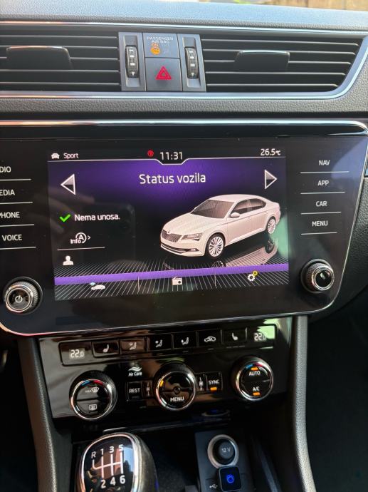 Škoda Superb 2,0 TDI SportLine, 190ks, Manual, Panorama, fotografija 15