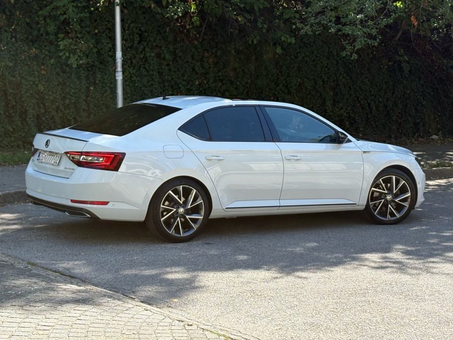Škoda Superb 2,0 TDI SportLine, 190ks, Manual, Panorama, fotografija 7