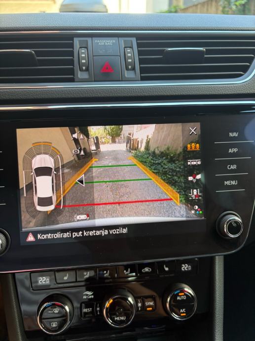 Škoda Superb 2,0 TDI SportLine, 190ks, Manual, Panorama, fotografija 16