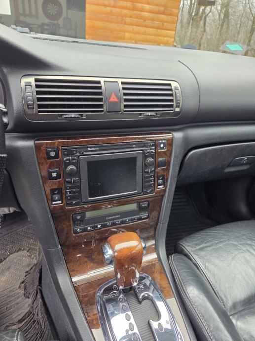 Škoda Superb 2,8 V6 automatik, fotografija 9