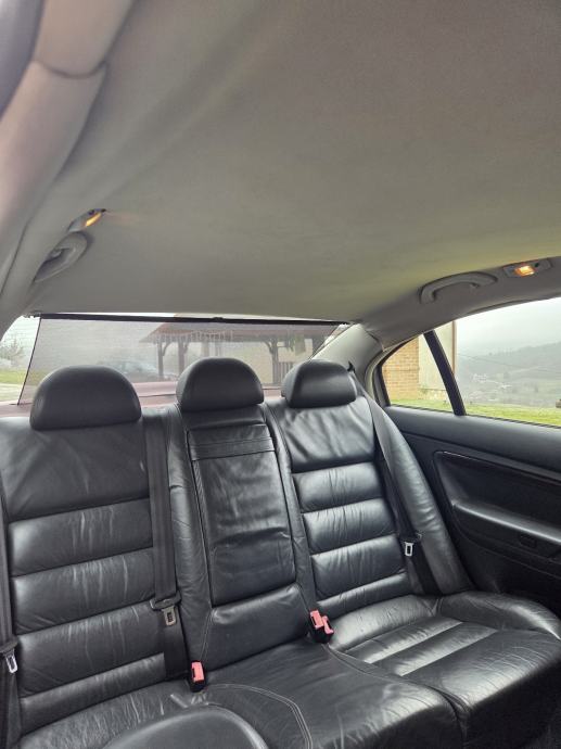 Škoda Superb 2,8 V6 automatik, fotografija 6