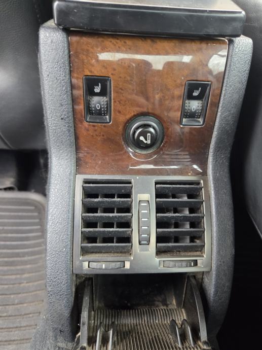 Škoda Superb 2,8 V6 automatik, fotografija 8