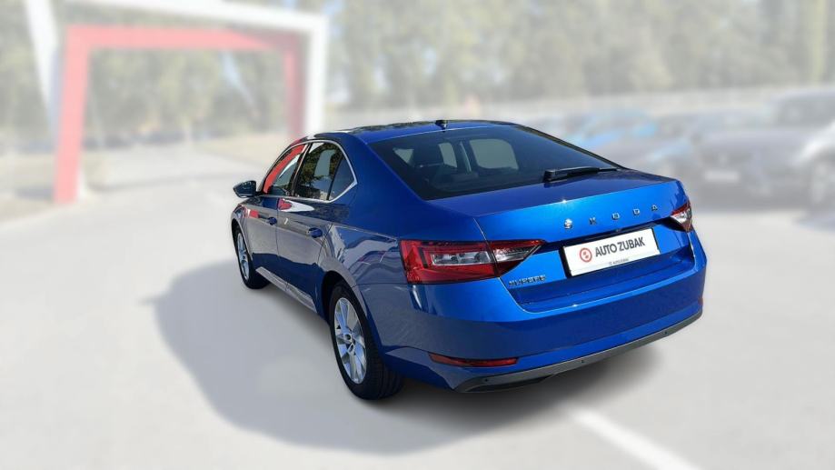 SKODA SUPERB 2024 • PREMIUM jamstvo • AutoZubak Rabljena, fotografija 8