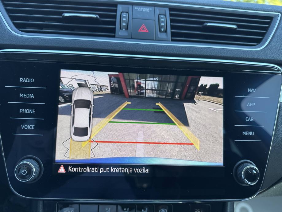 SKODA SUPERB 2024 • PREMIUM jamstvo • AutoZubak Rabljena, fotografija 19