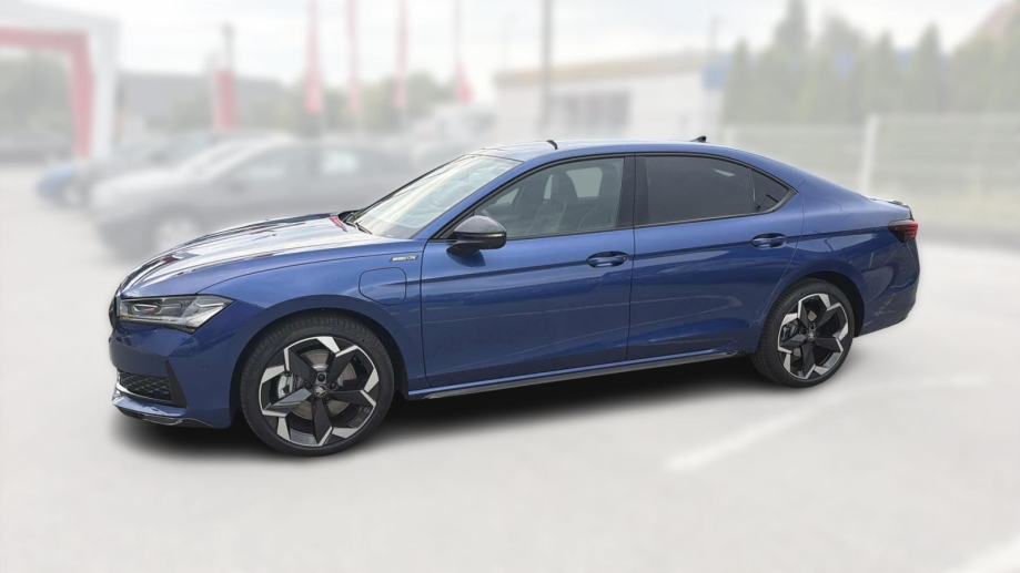 SKODA SUPERB 2026 • PREMIUM jamstvo • AutoZubak Rabljena, fotografija 7