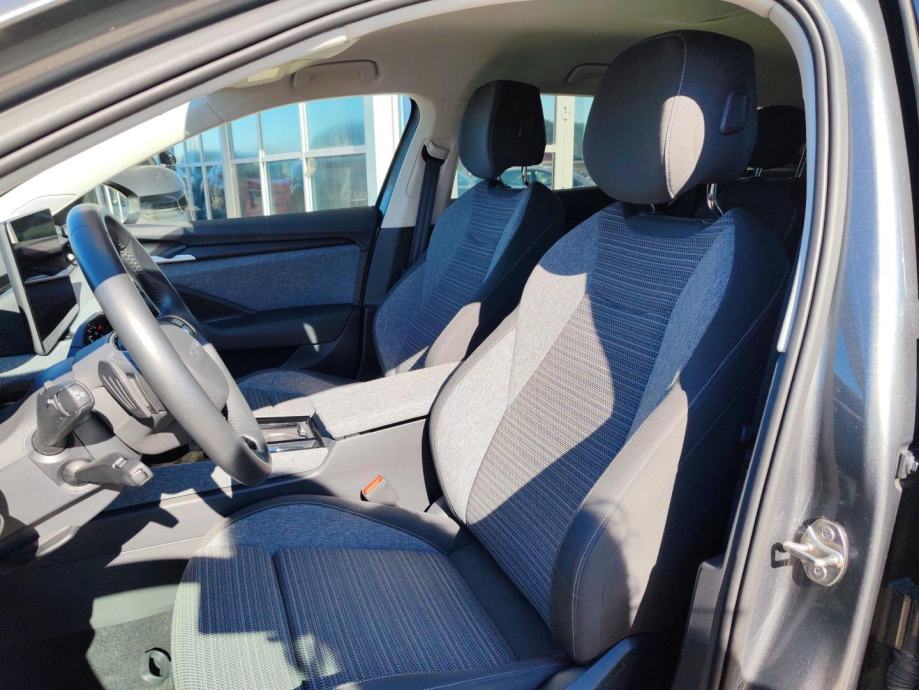 Škoda Superb Combi 1.5 TSI HYBRID DSG Selection, fotografija 9