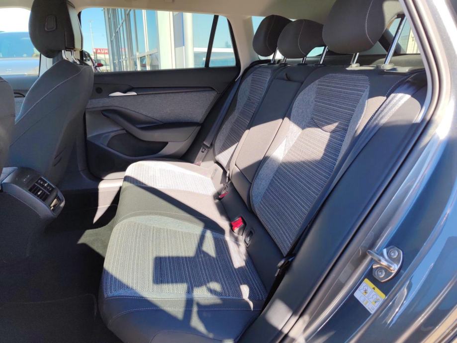 Škoda Superb Combi 1.5 TSI HYBRID DSG Selection, fotografija 10