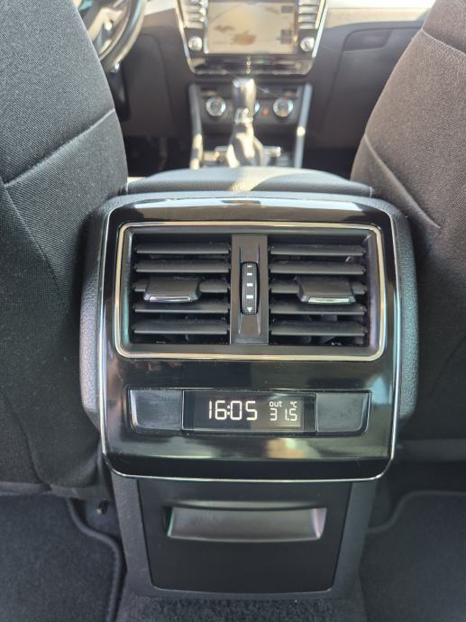 Škoda Superb Combi Style 1,6 TDI DSG automatik, fotografija 15