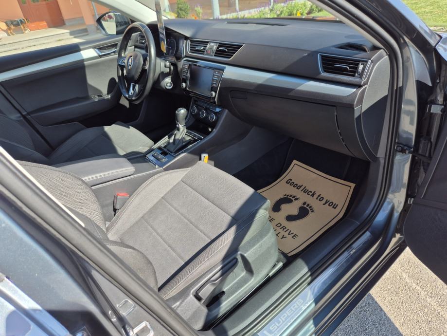 Škoda Superb Combi Style 1,6 TDI DSG automatik, fotografija 9