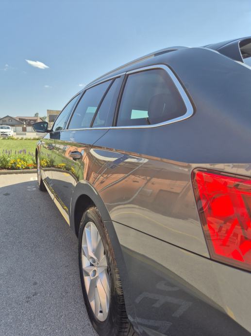 Škoda Superb Combi Style 1,6 TDI DSG automatik, fotografija 18