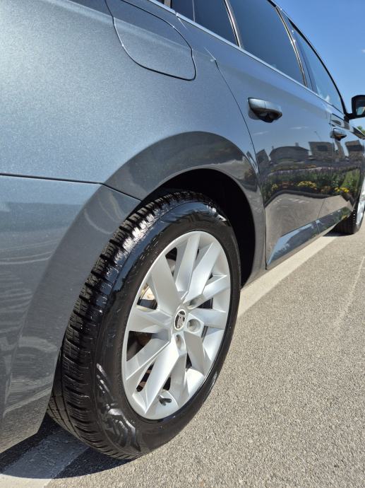 Škoda Superb Combi Style 1,6 TDI DSG automatik, fotografija 17